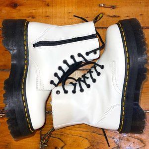 Dr Martens NWT White Platform Jadon Boot NEVERWORN